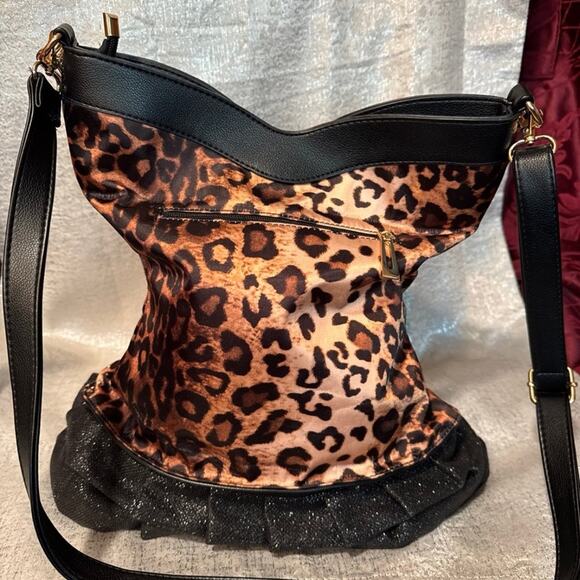 Leopard Purse Dress - Picture 3 of 7